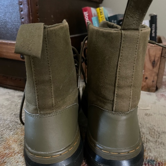 Dr. Martens mens Combs Nylon Grenade Green canvas book size 12 - Picture 2 of 13